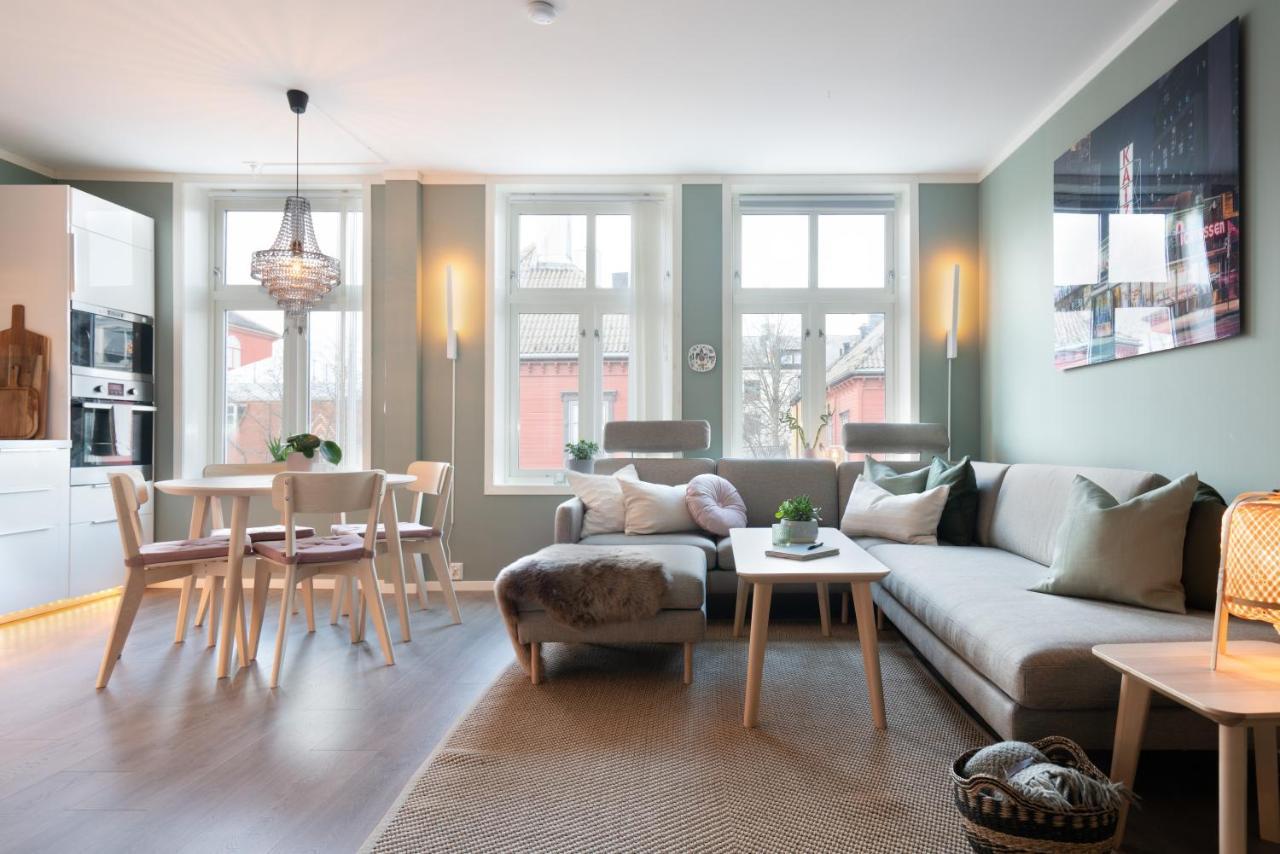 The Golden Lion Street Getaway Apartment ทรอนด์เฮม ภายนอก รูปภาพ