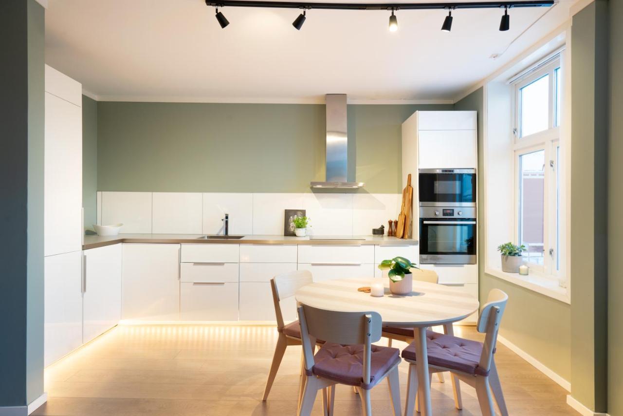 The Golden Lion Street Getaway Apartment ทรอนด์เฮม ภายนอก รูปภาพ